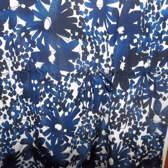 Chico's tunic style top, size 1,  fits a size 8/10 - Picture 2 of 6